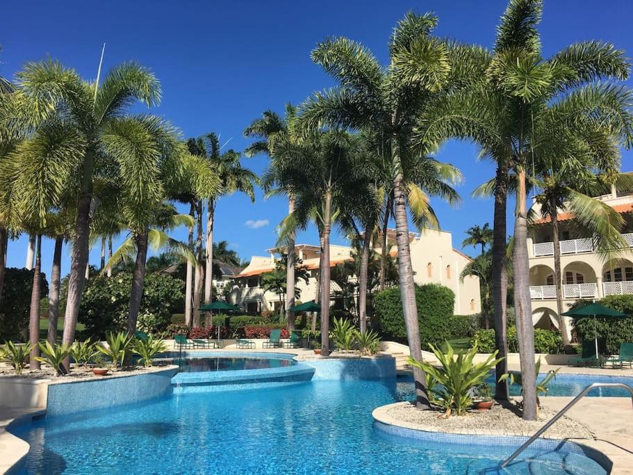 Fabulous Sugar Hill Penthouse with Roof Terrace static_photo