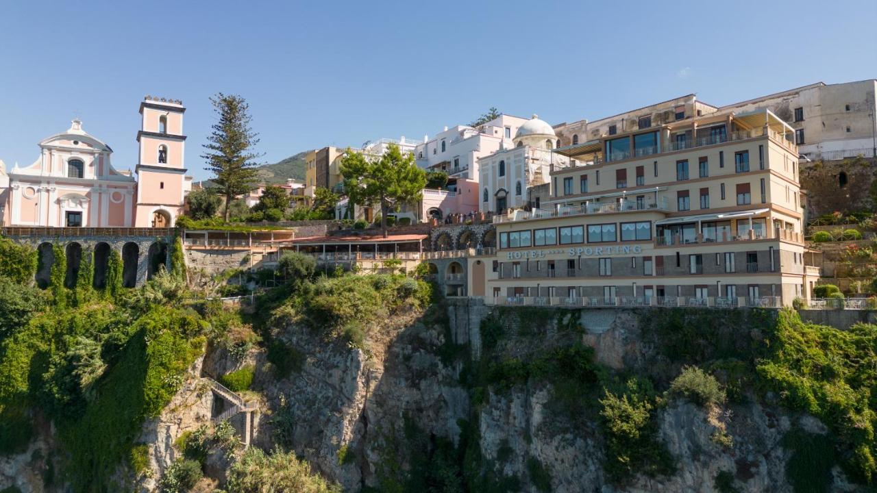 Hotel Sporting photo