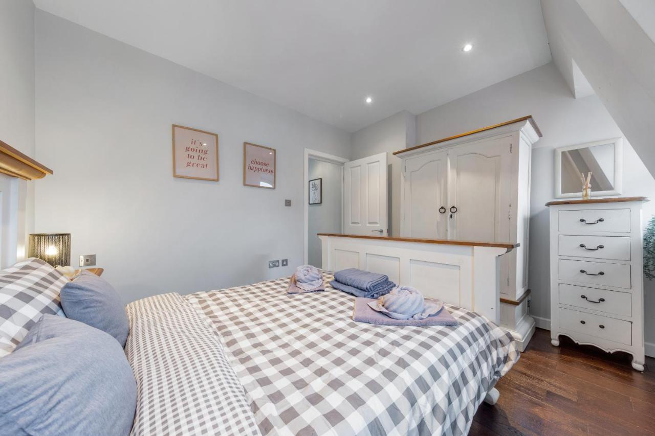 Sleep 4 in Hoxton near Shoreditch Liverpool st RW6 - 2