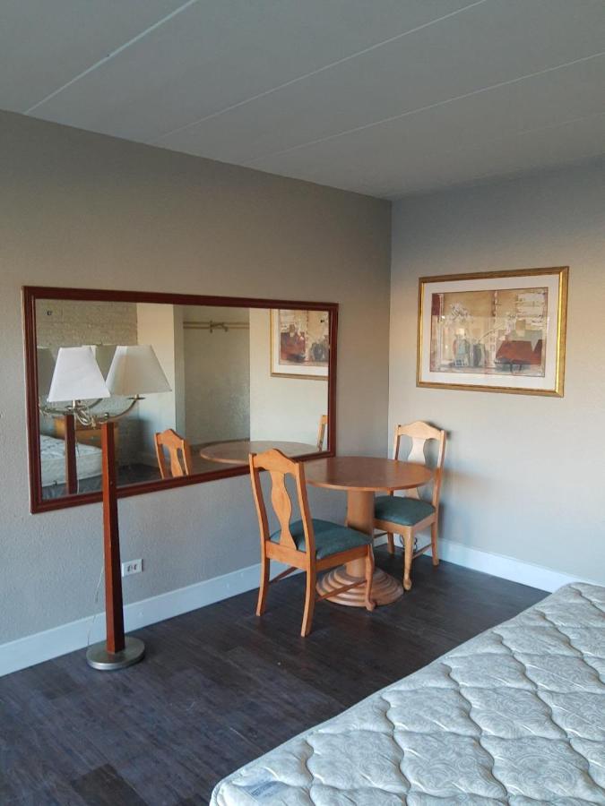Continental Motel — photo 6
