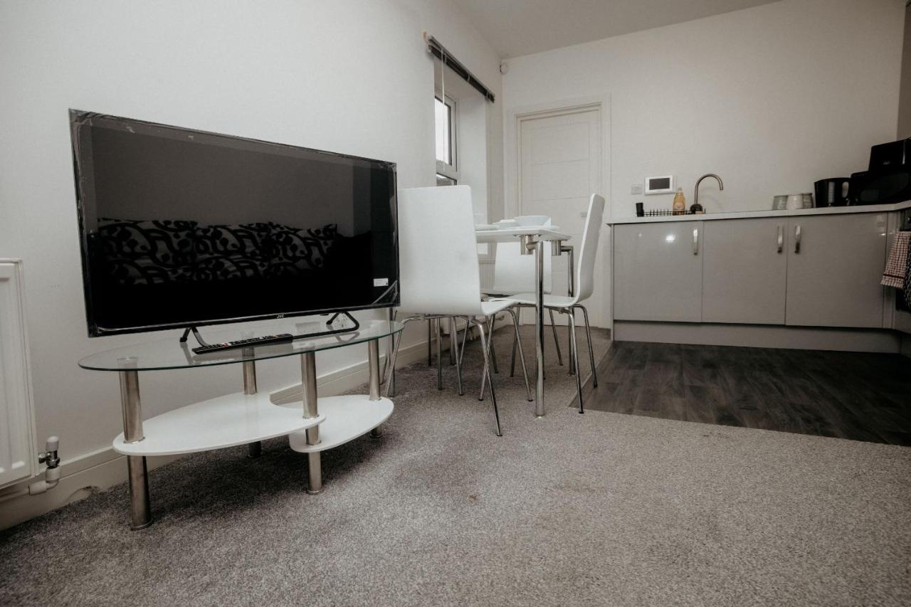 Elthorne Luxury Apartments - Uxbridge photo