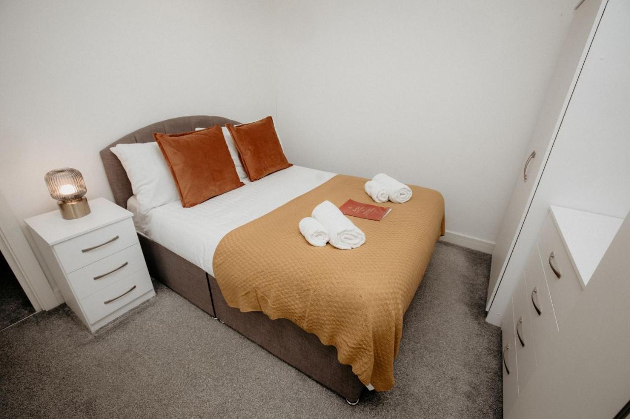 Elthorne Luxury Apartments - Uxbridge photo