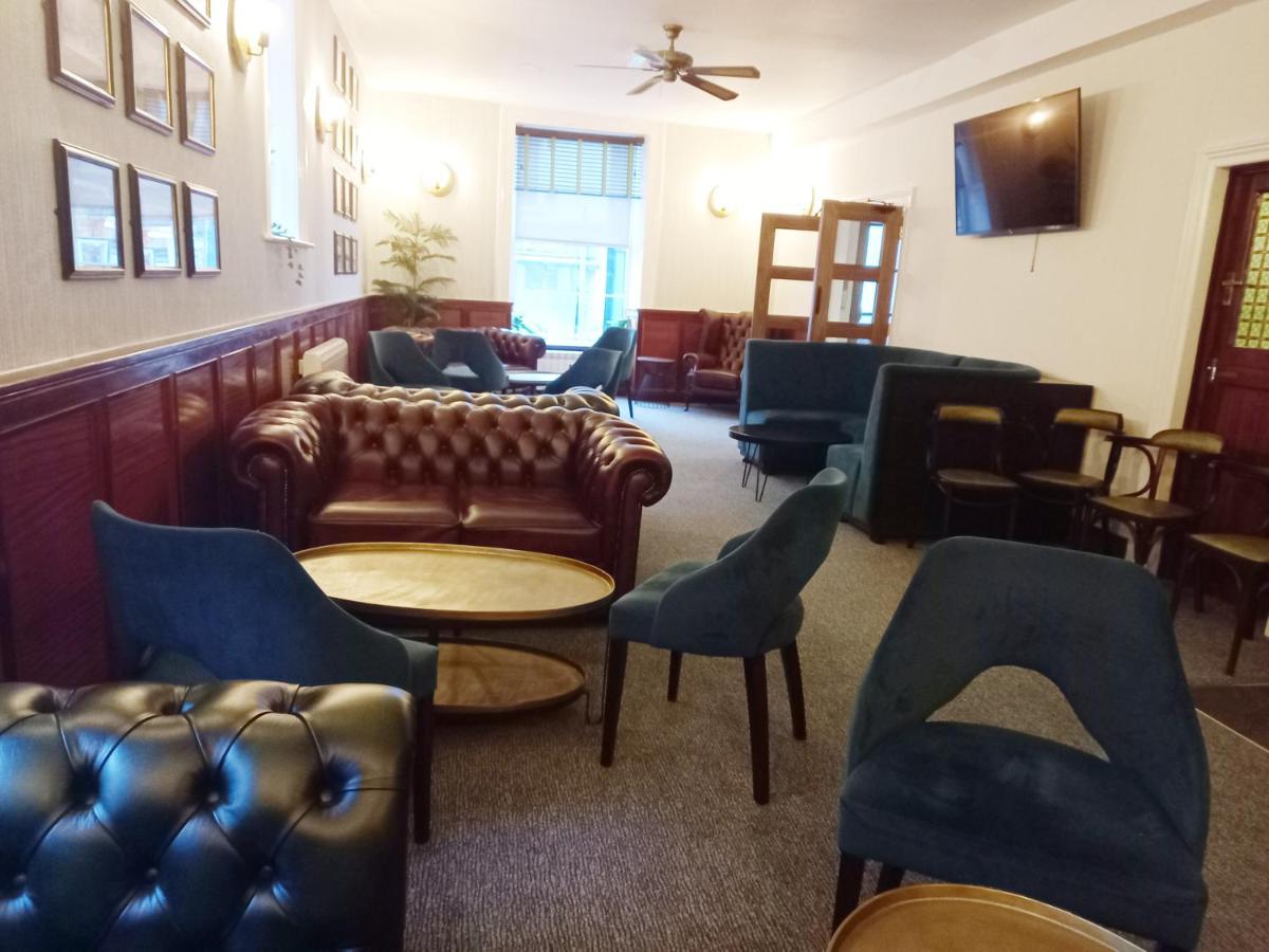 The Royal Sportsman Hotel - Laterooms