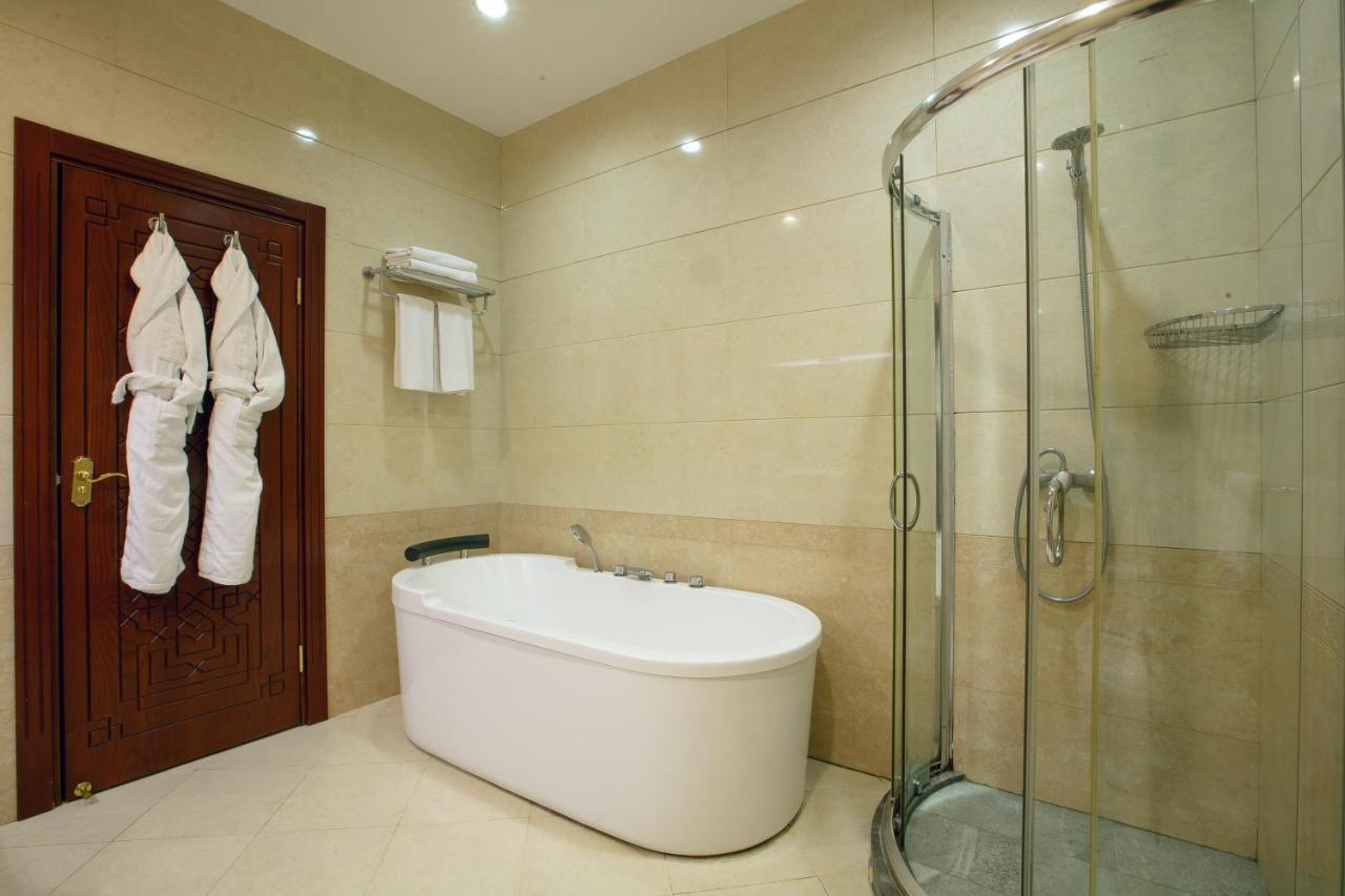 Shah Palace Luxury Museum Hotel photo
