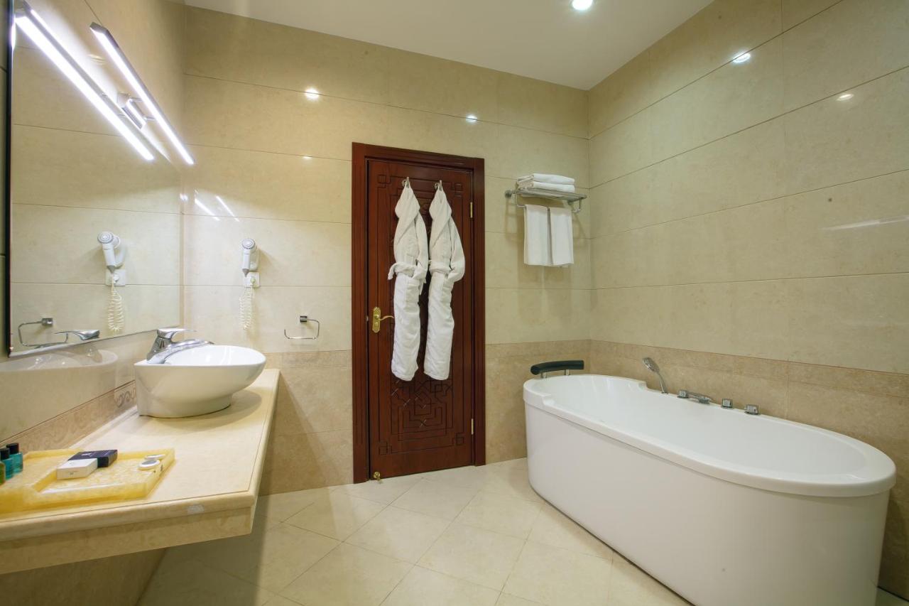 Shah Palace Luxury Museum Hotel photo