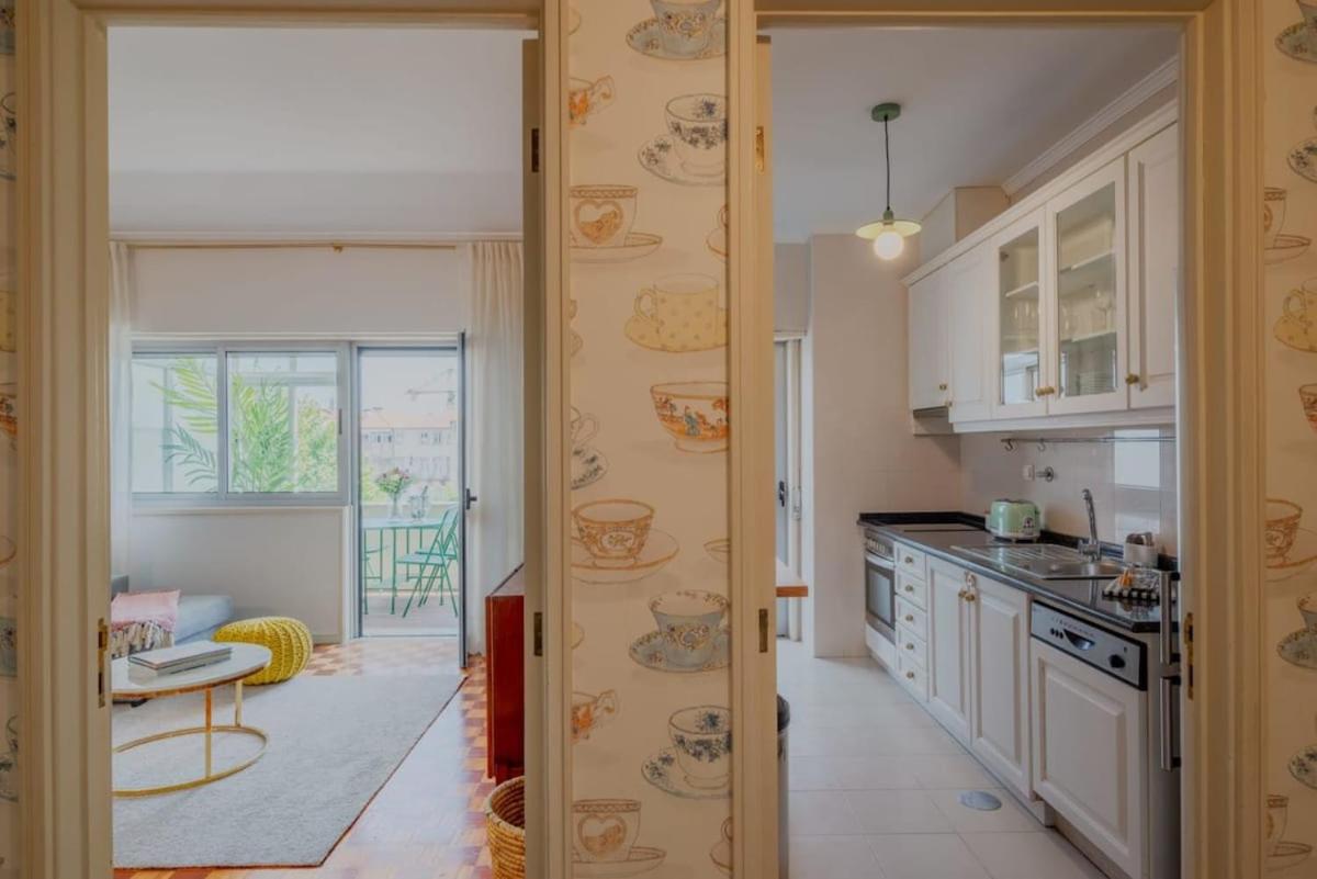 Sunny and Spacious House, 4BD 3Bath Downtown Porto - 5