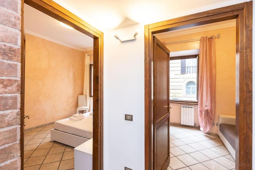 Trastevere Home by Rental in Rome - 3