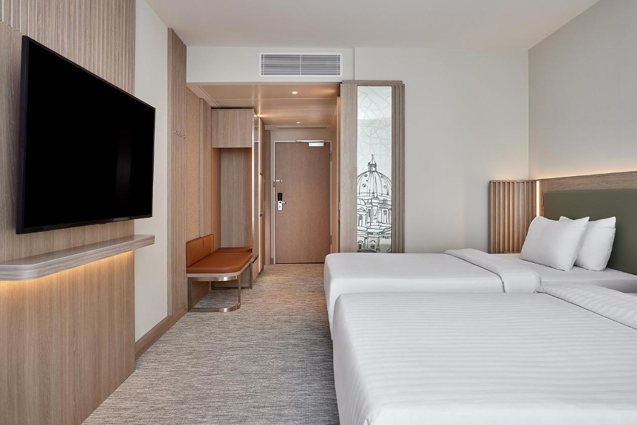Courtyard by Marriott Berlin City Center - 3