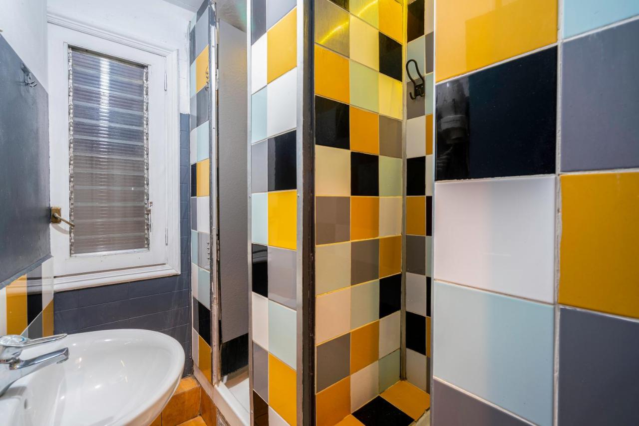 Casa Barcelo Hostel Barcelona - 3