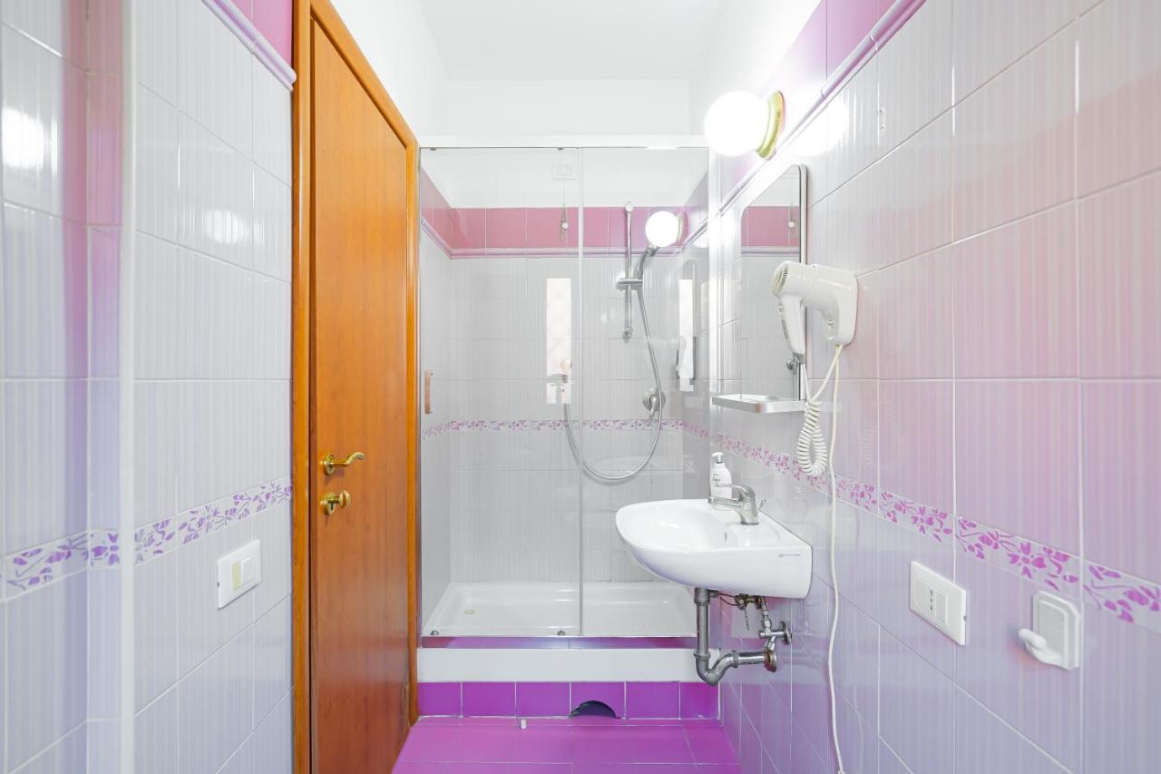 Booking Now Rome-Address Via Palestro,56- Breakfast included - 3