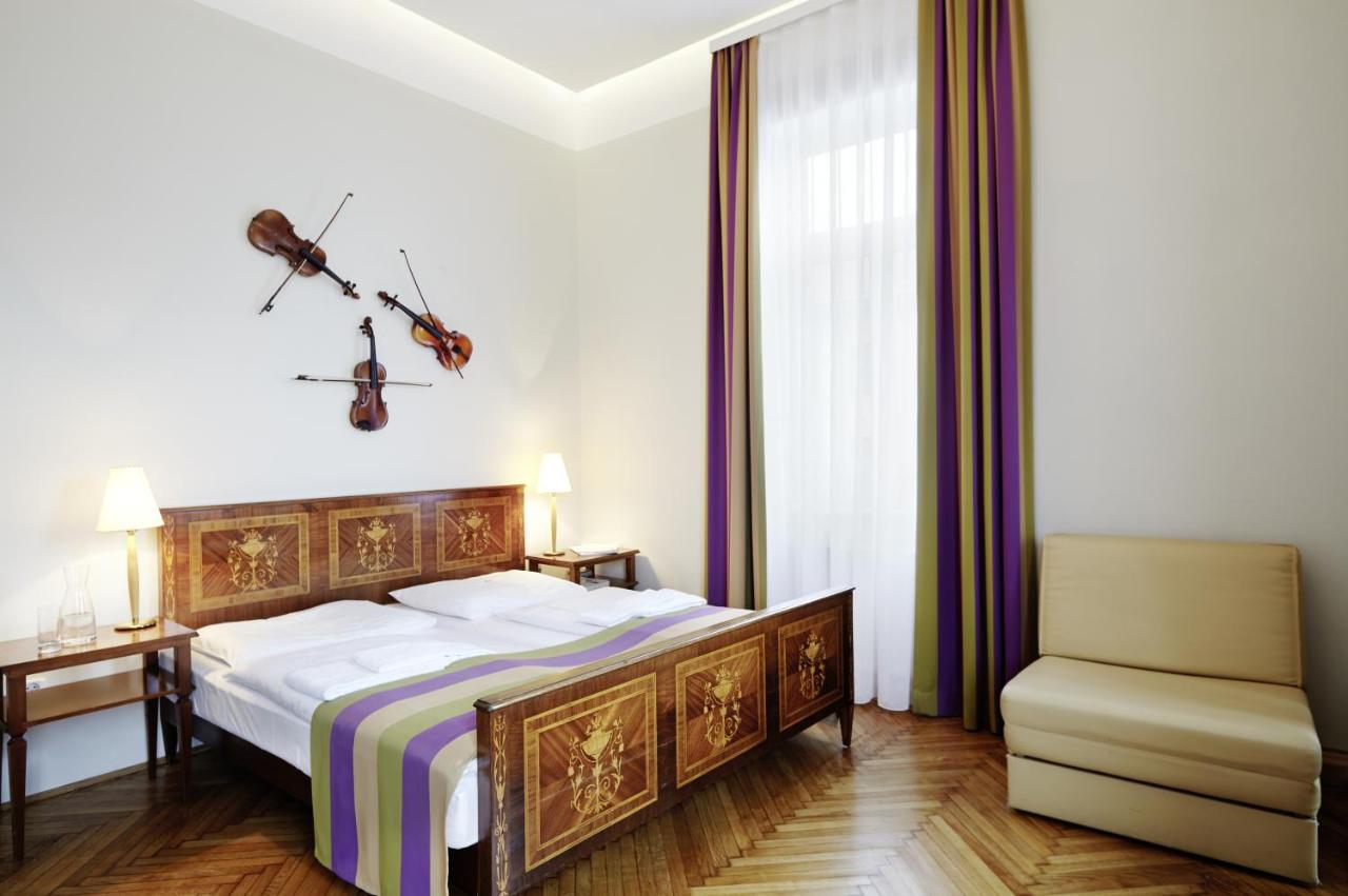 Boutique Hotel Donauwalzer photo