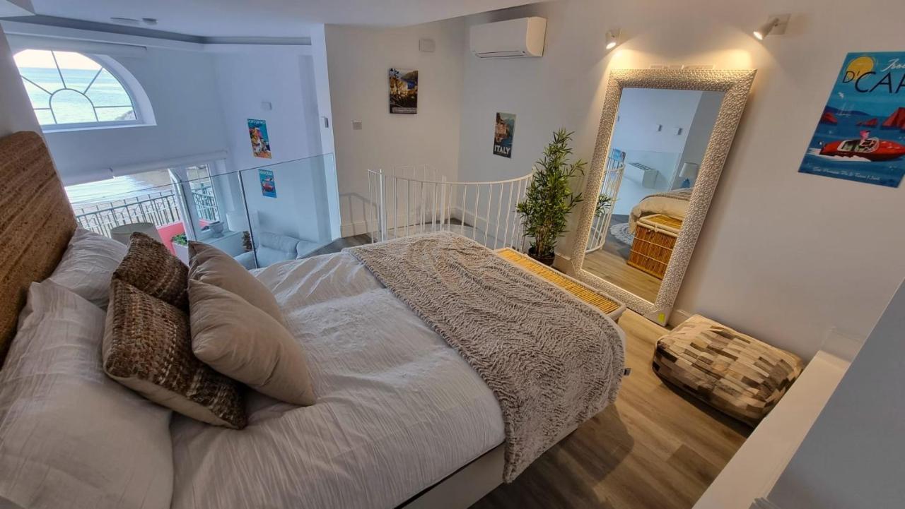 New beachfront duplex - sleeps up to 4
