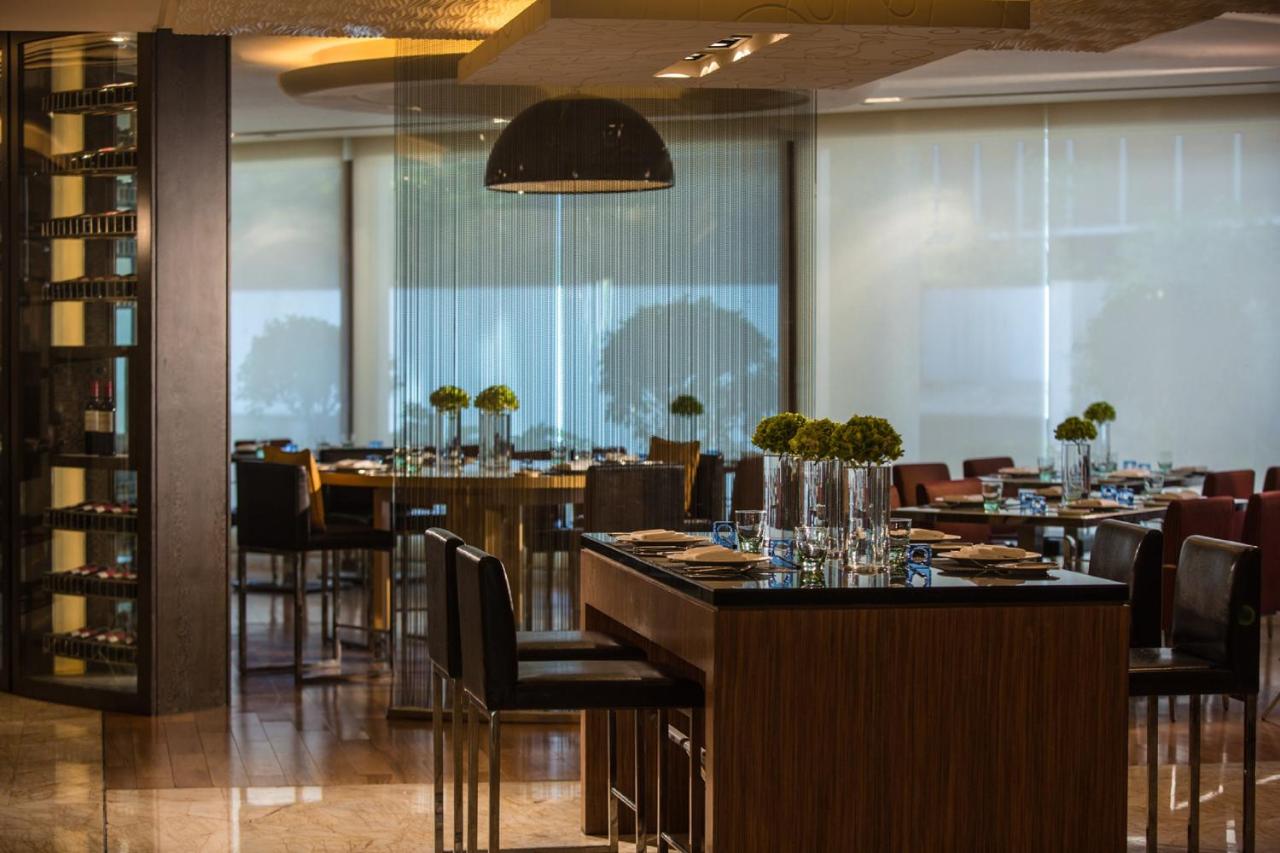 Radisson Collection Hotel, Yangtze Shanghai photo