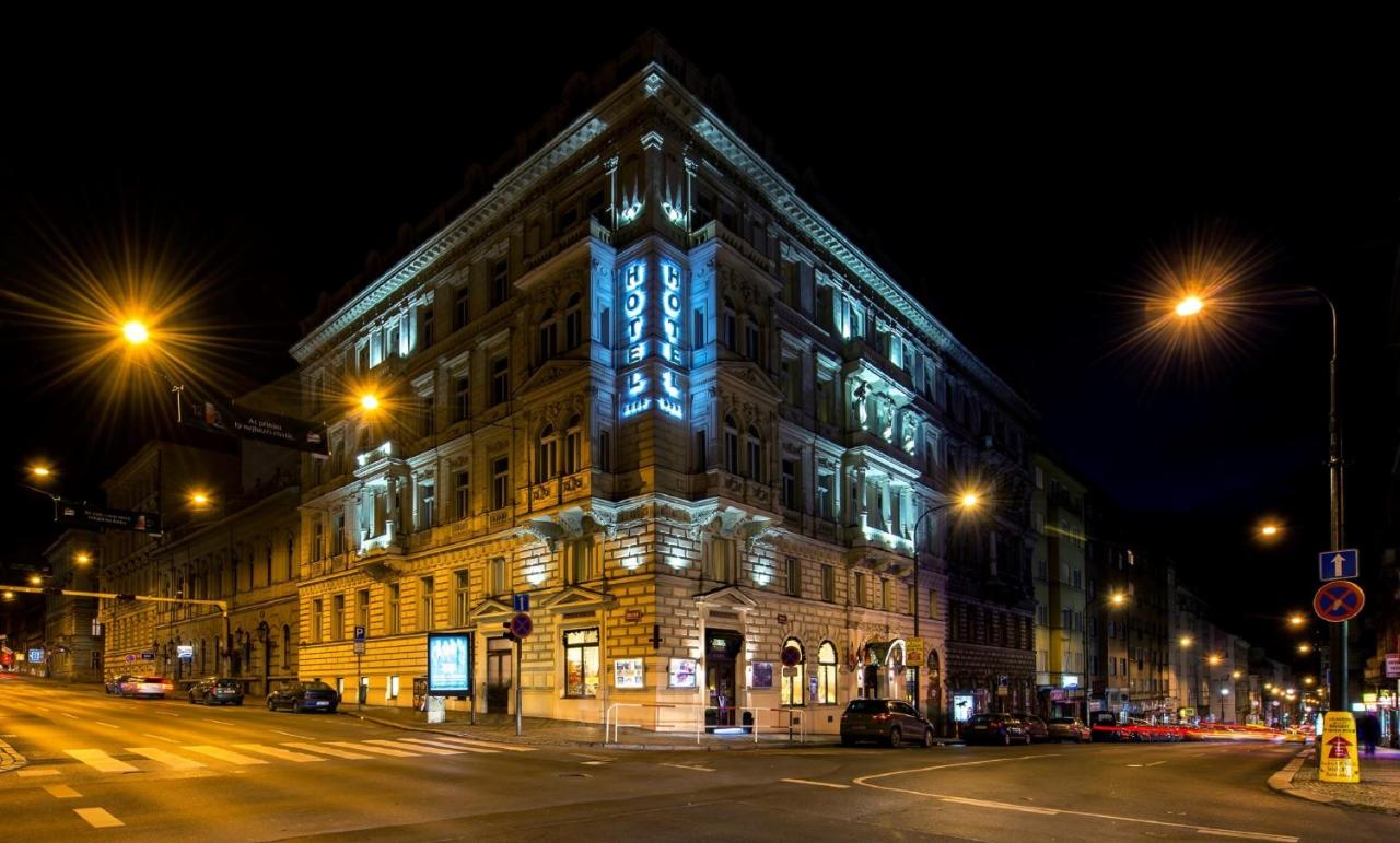 Boutique Hotel Seven Days photo