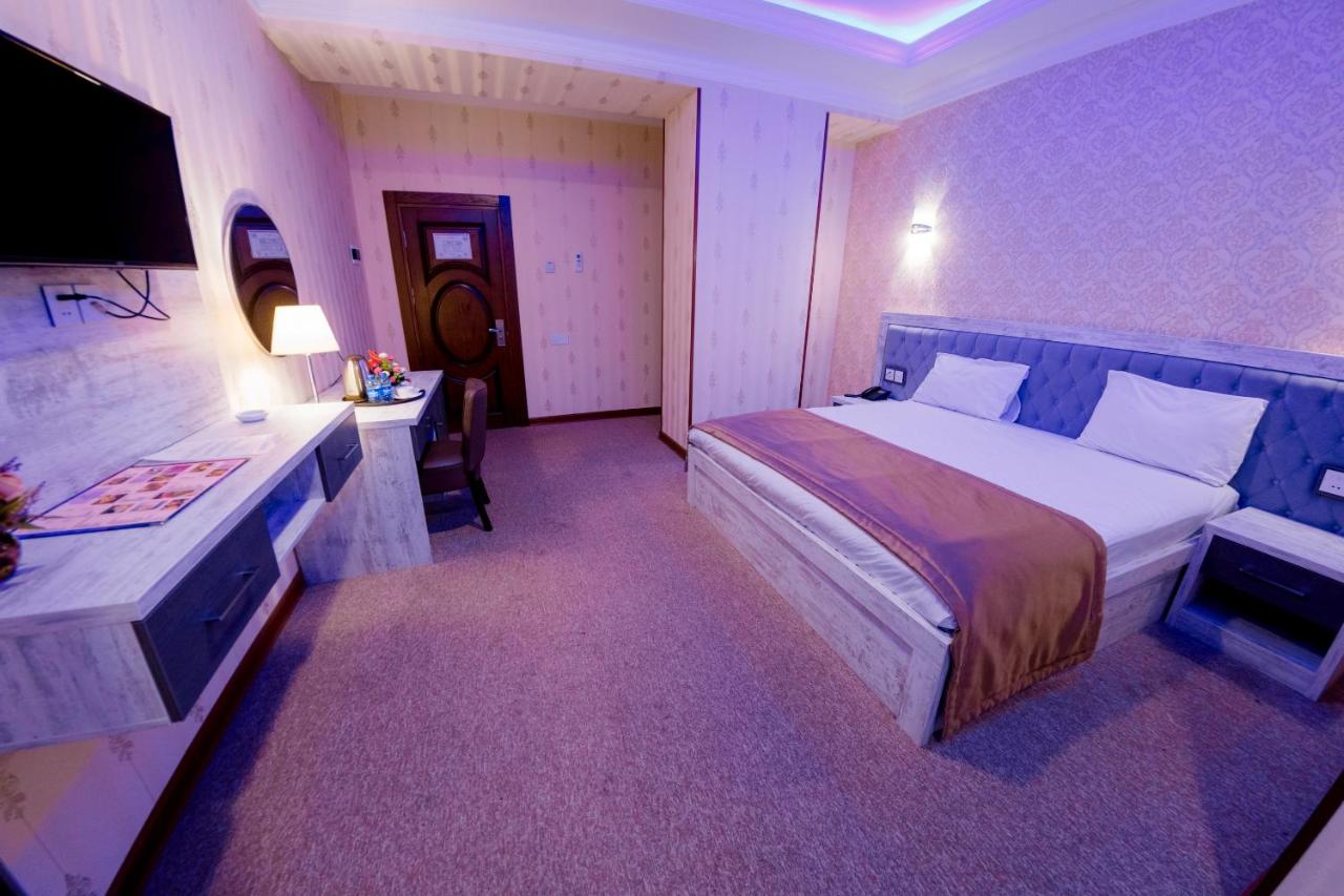 Royal Sapphire Hotel Baku photo