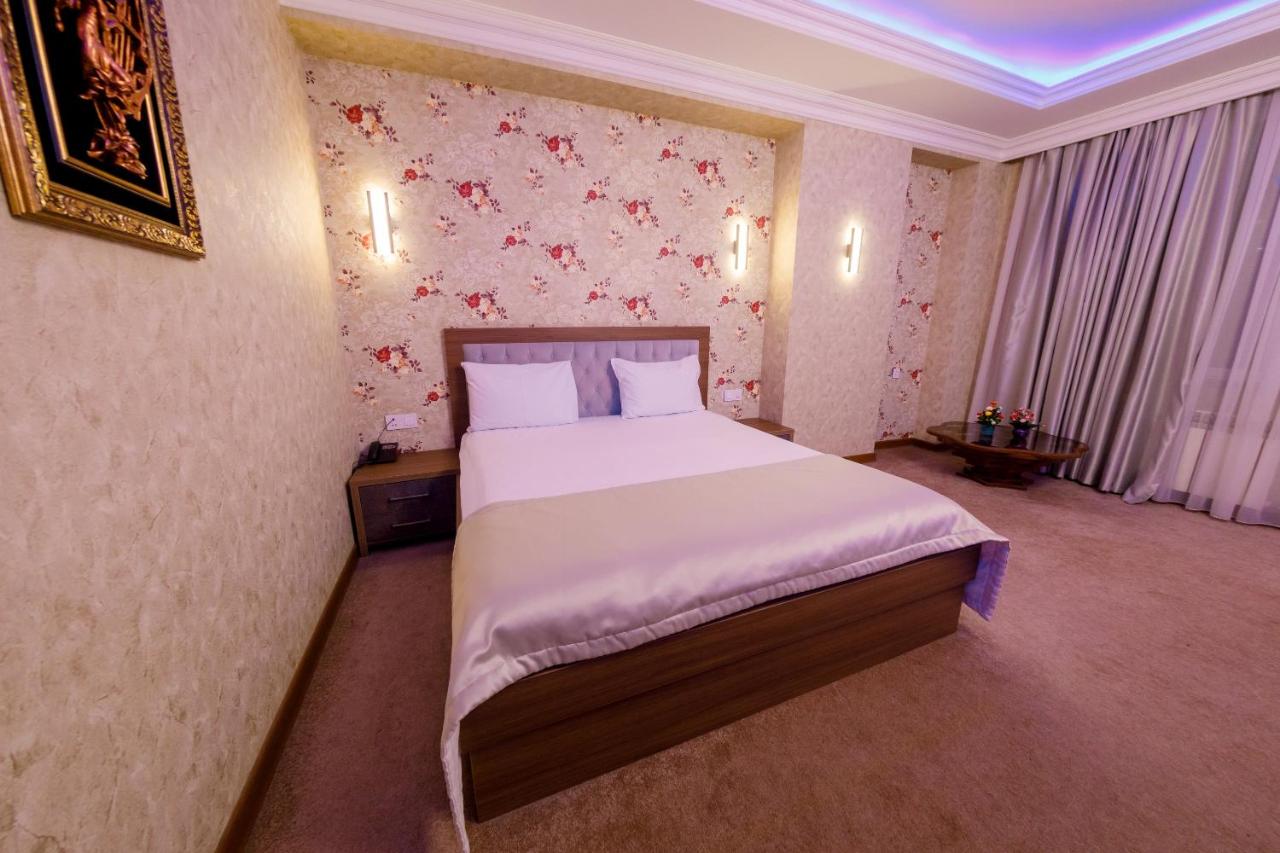 Royal Sapphire Hotel Baku photo