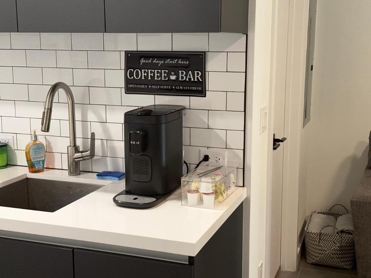 Exceptional Studio with King Bed and Queen Sofa-bed - 5