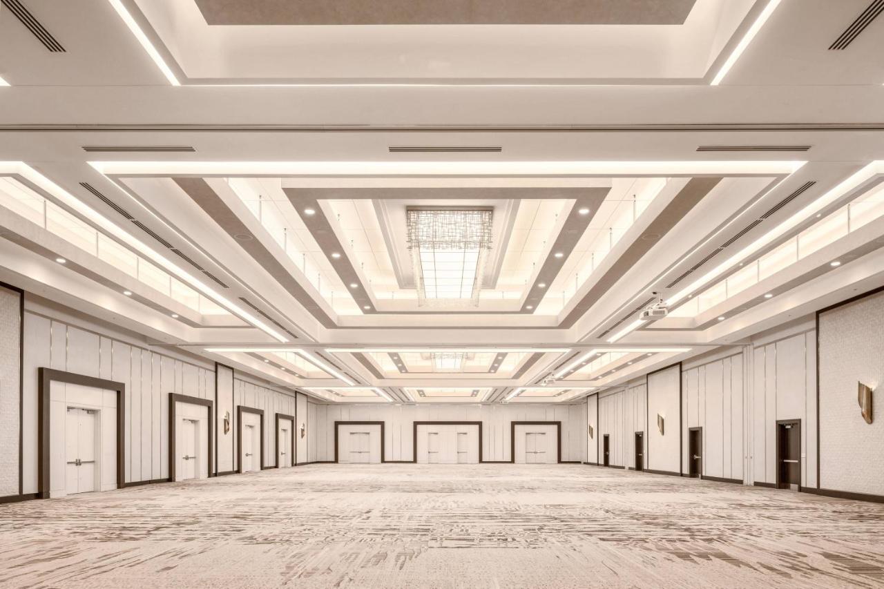 JW Marriott Parq Vancouver photo