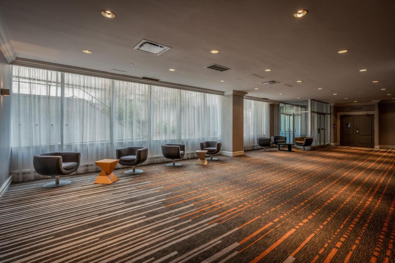 Delta Hotels by Marriott Montreal photo