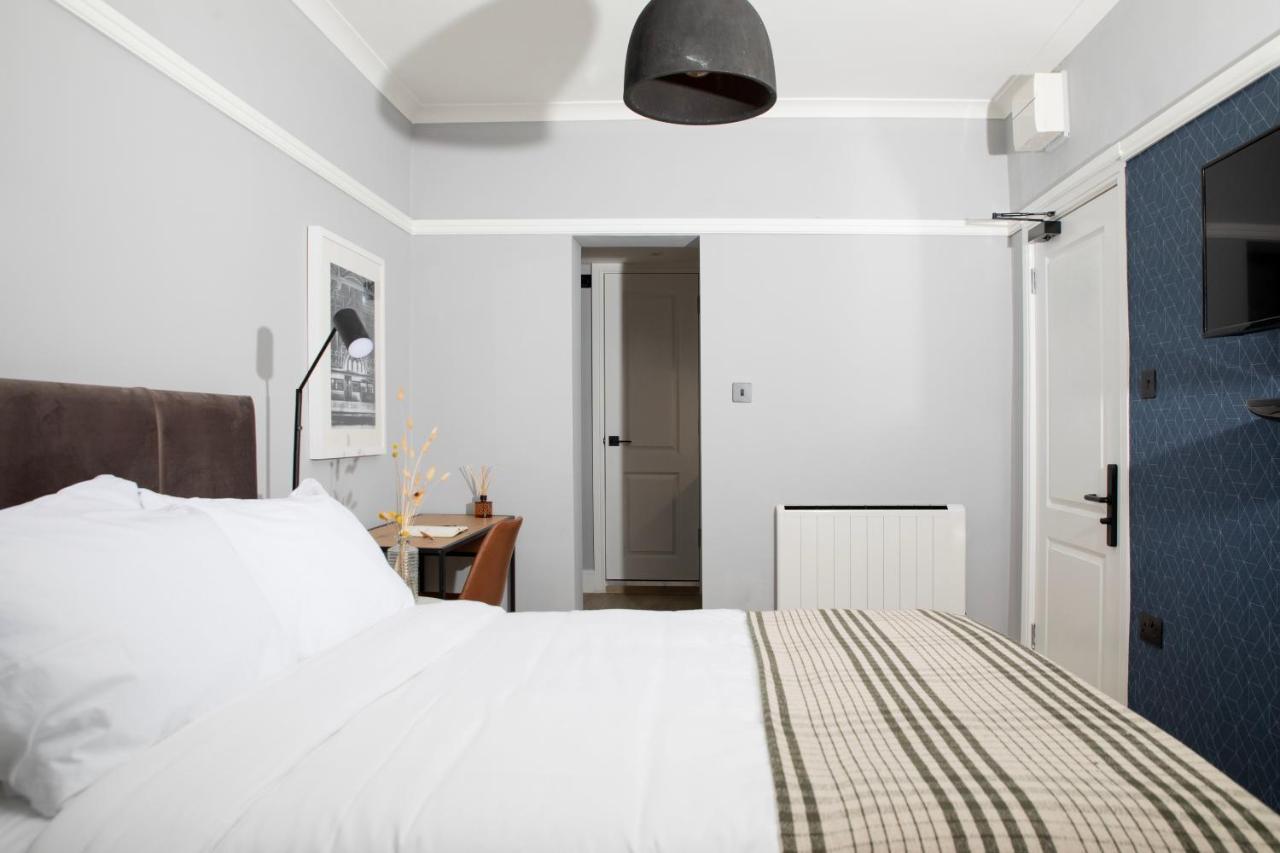 Bob W London Paddington - 2