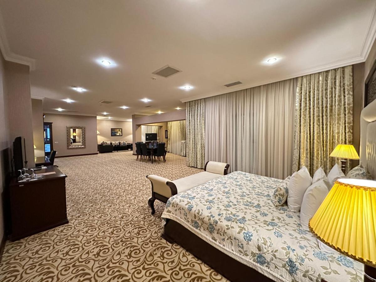 Modern Hotel photo