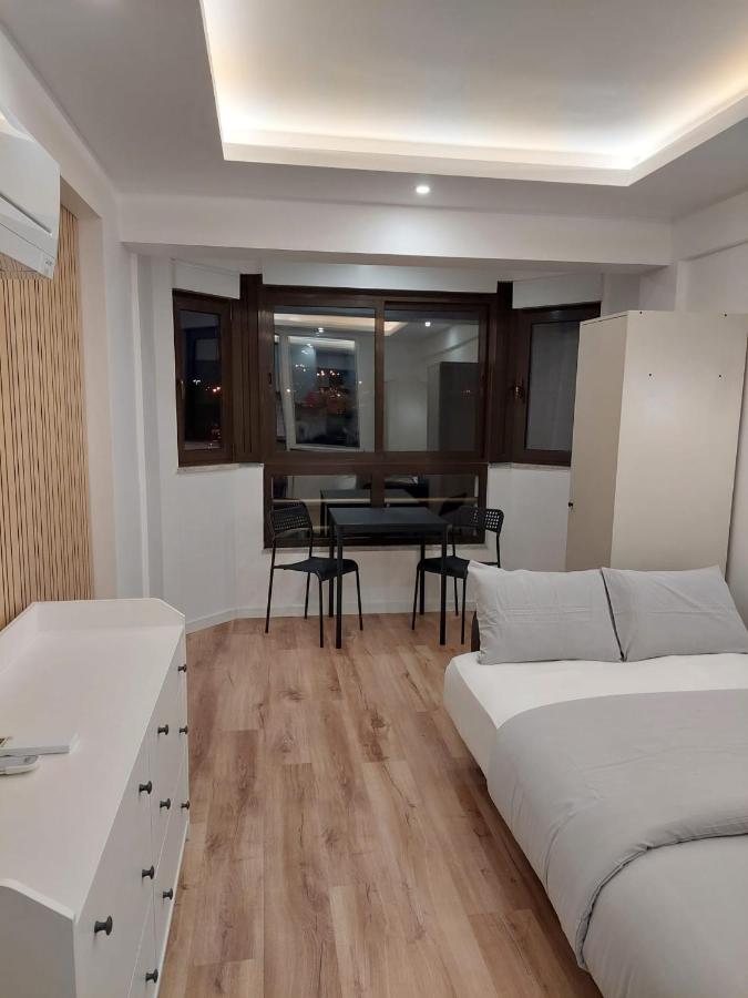 Lisbon South Bay Rooms - 3