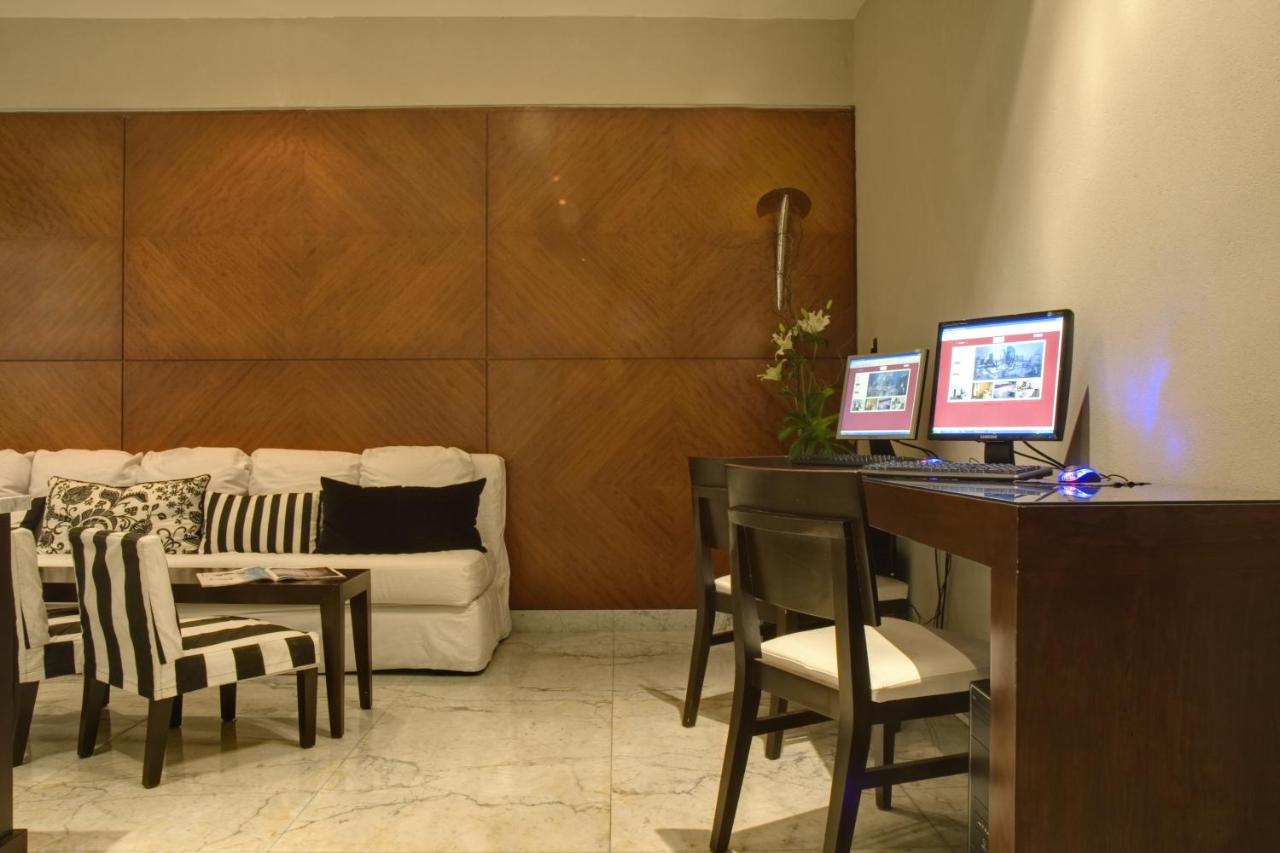 Broadway Hotel & Suites photo