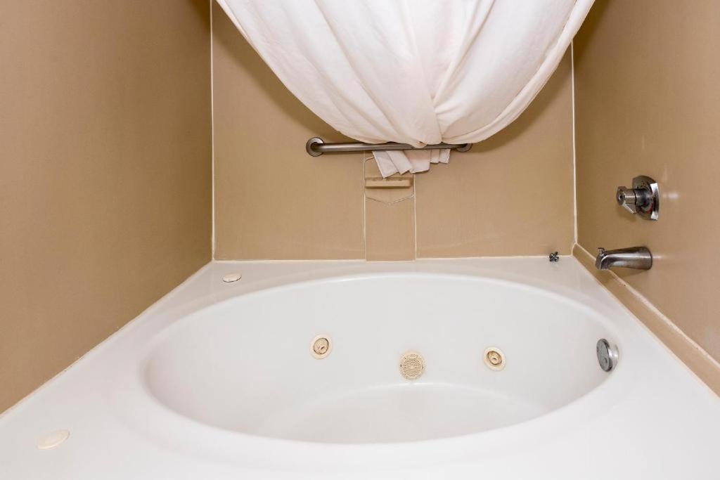 MY HOME & SUITES MADISON — photo 23