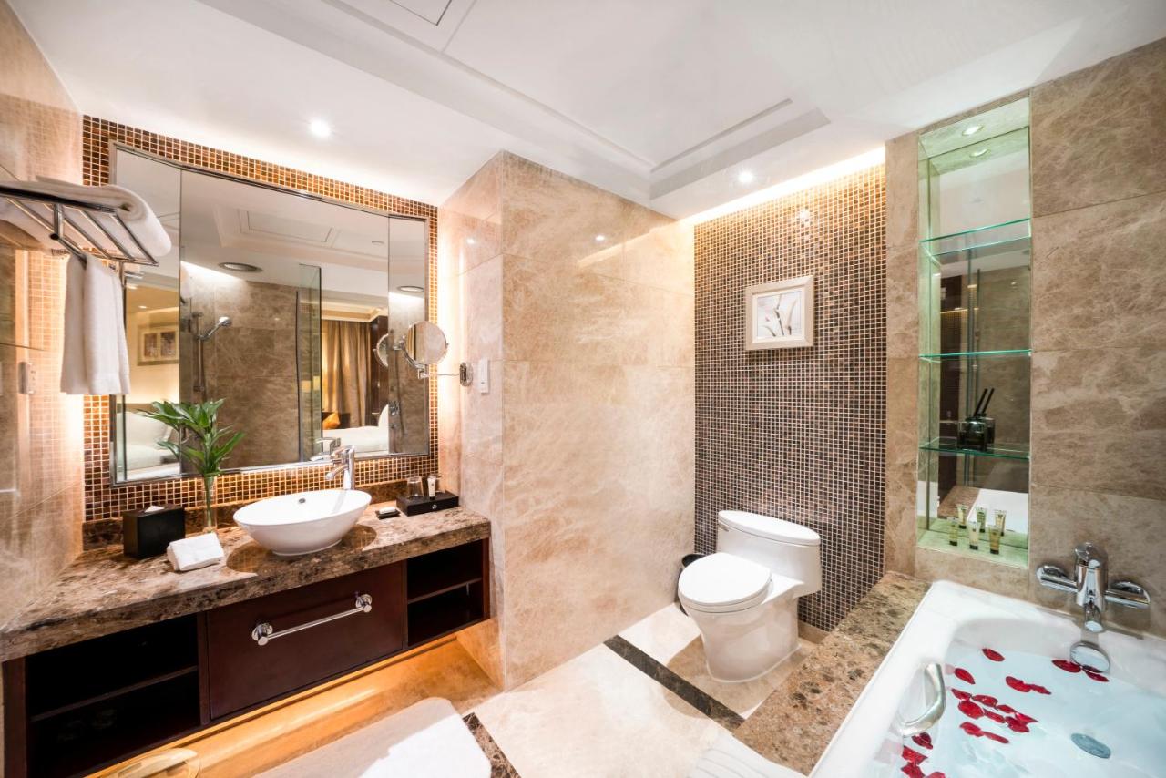Millennium Hotel Chengdu photo