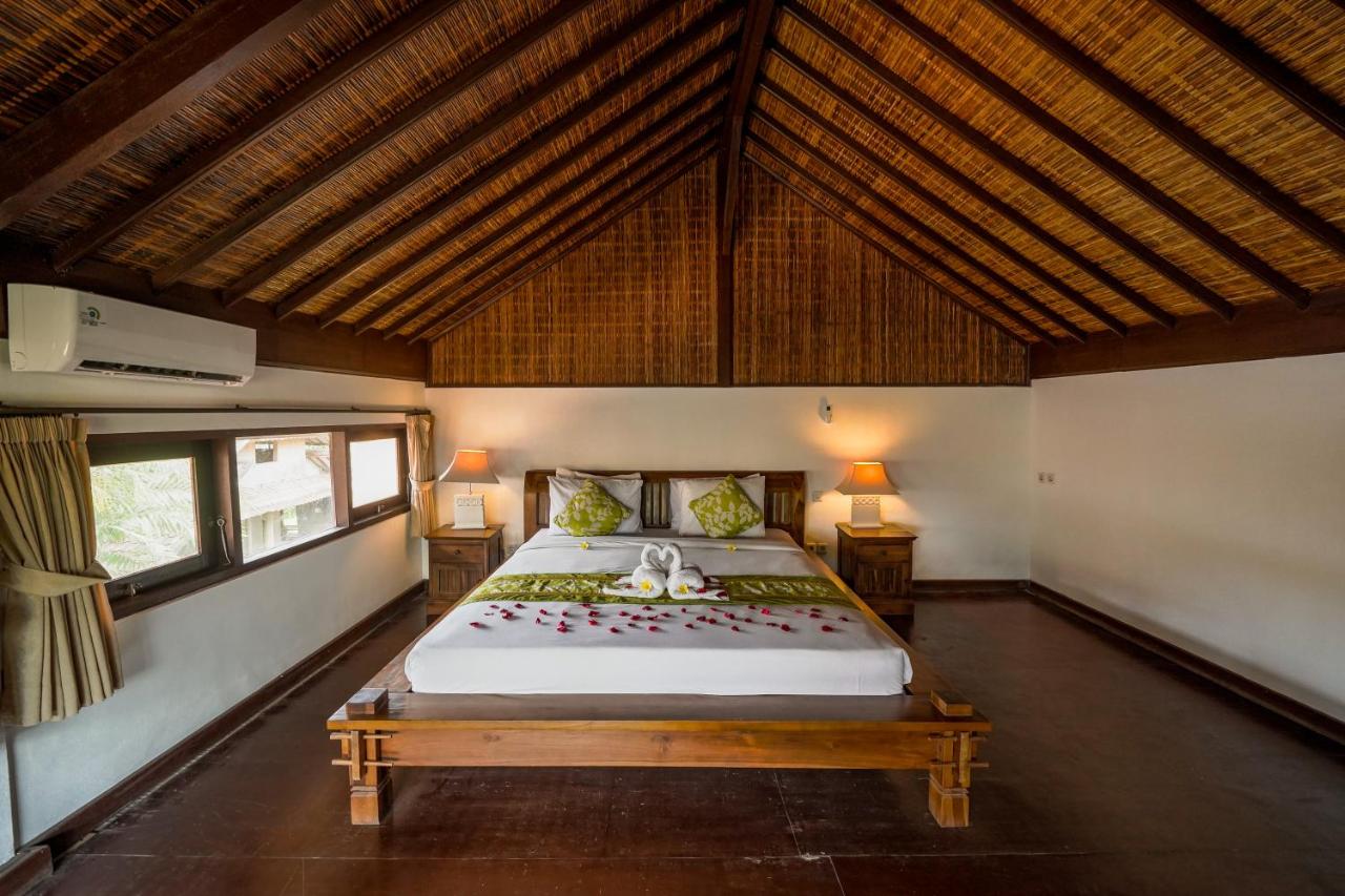 Three Brothers Bali Legian Bungalows & Villas - 2