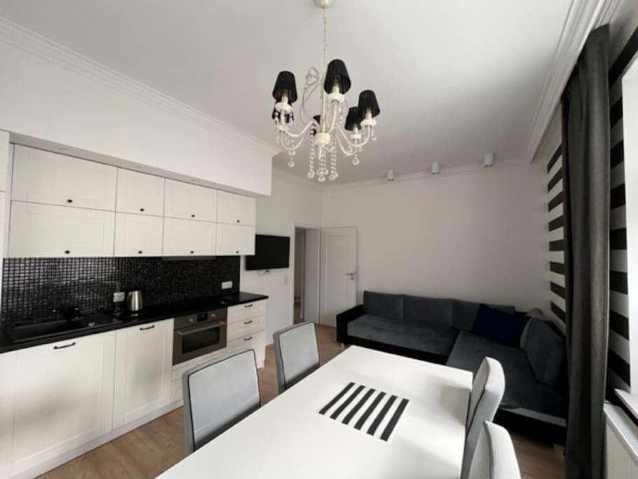 Glamour przestronny apartament obok Monte Cassino, Sopot – 2023 legfrissebb  árai