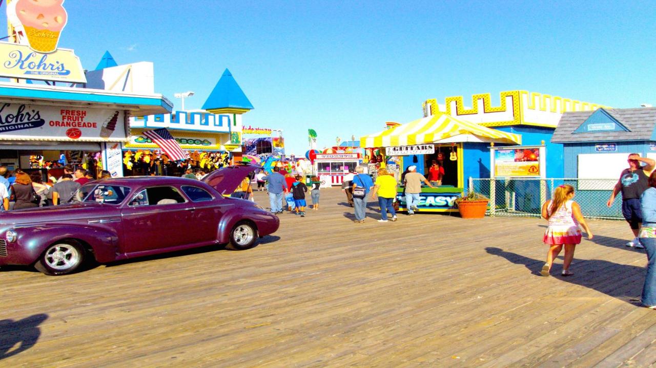 Buoy 16 Motel by the Beach — photo 24