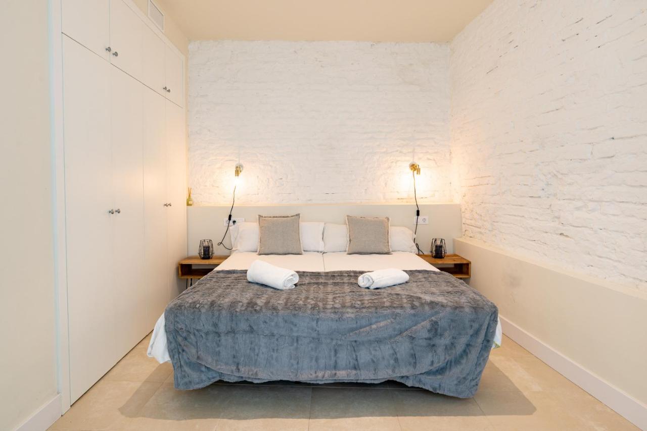 Urbe 10 Carreteria 1 Bedroom Apartment - 2