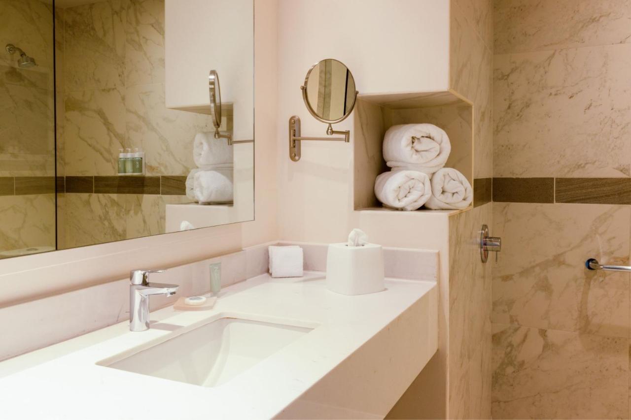 Courtyard by Marriott Mexico City Vallejo - 4