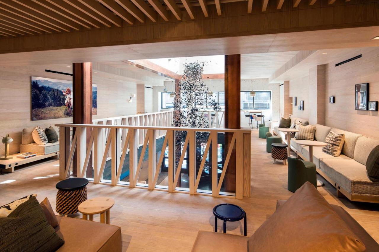 Moxy NYC Times Square - 5