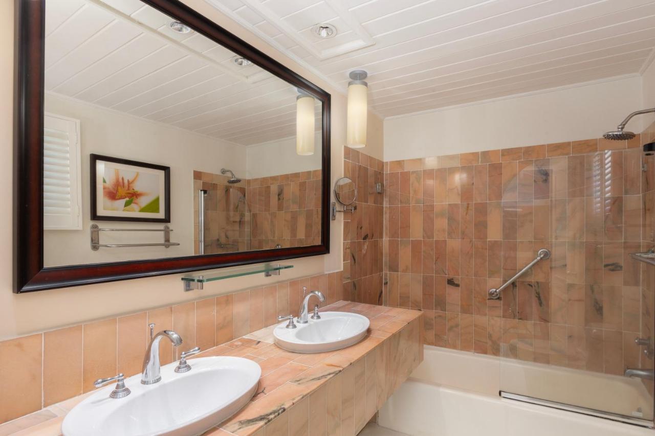 Tamarind by Elegant Hotels - All-Inclusive photo