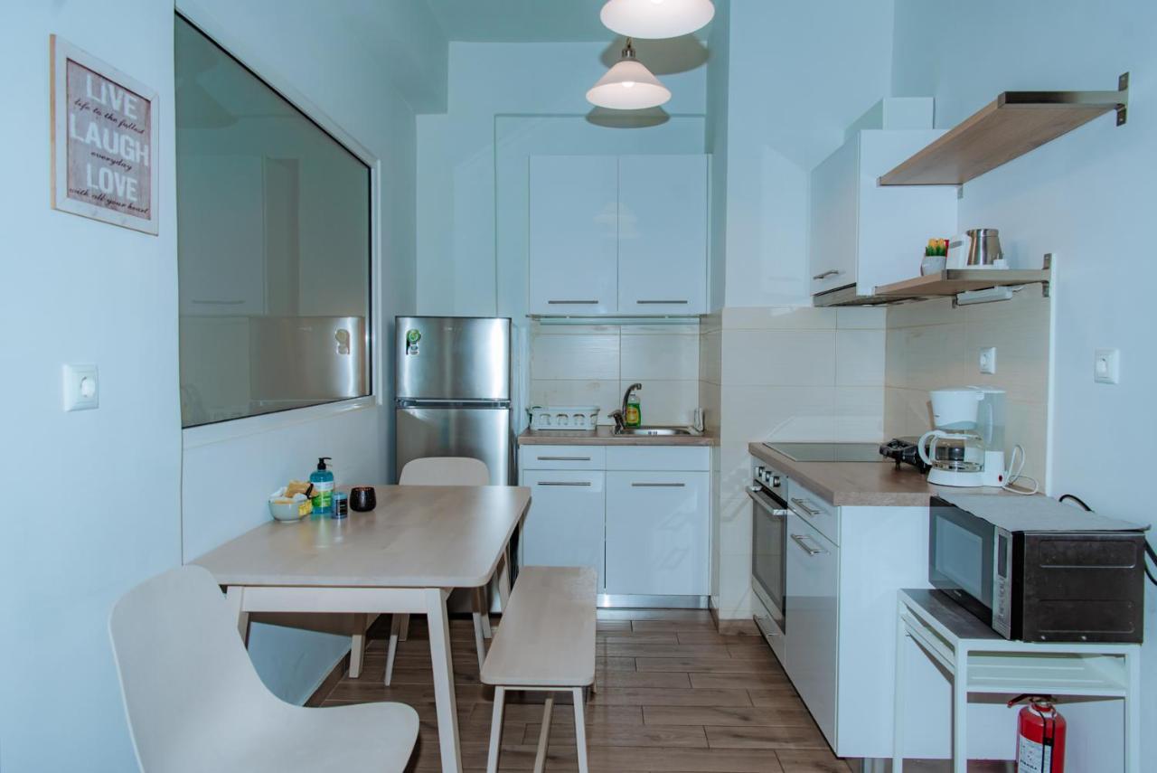 Acropolis Museum Stylish Apartments - 4