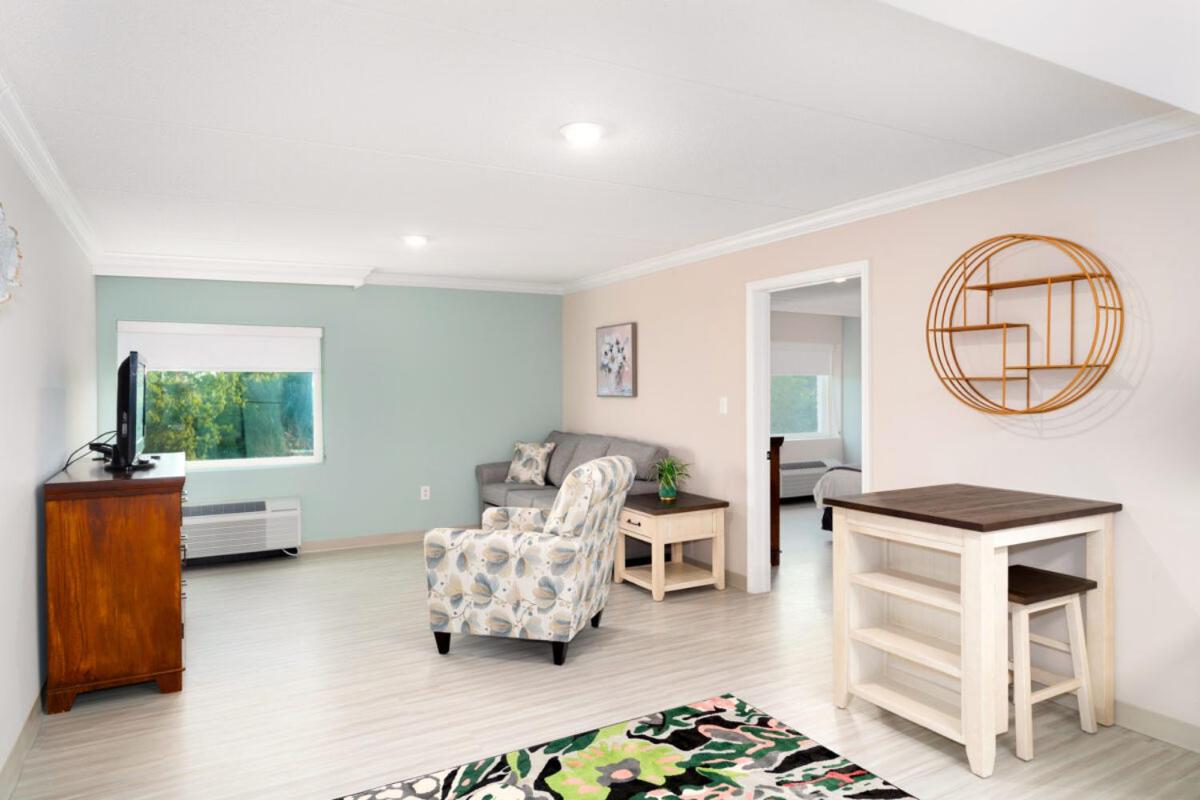 Bella Vista Hotel & Suites — photo 14