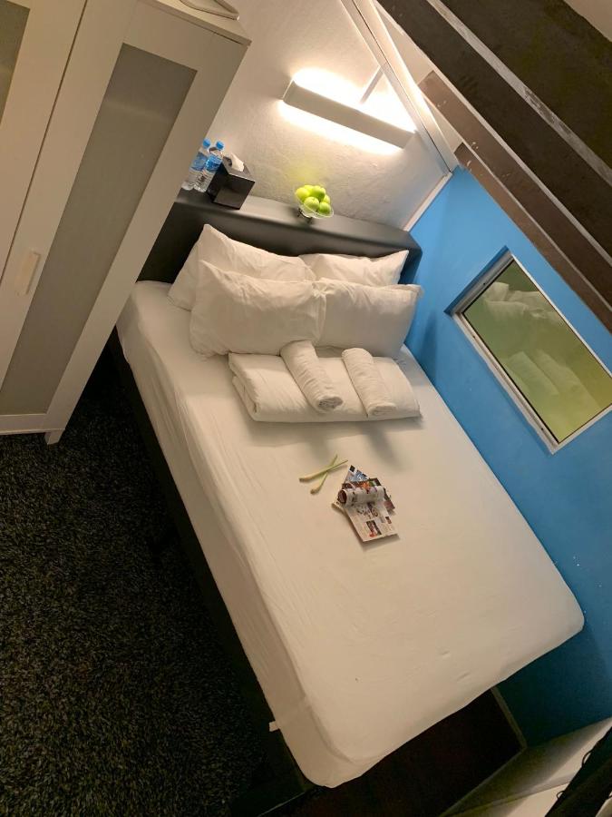 Galaxy Pods @ Chinatown - 3