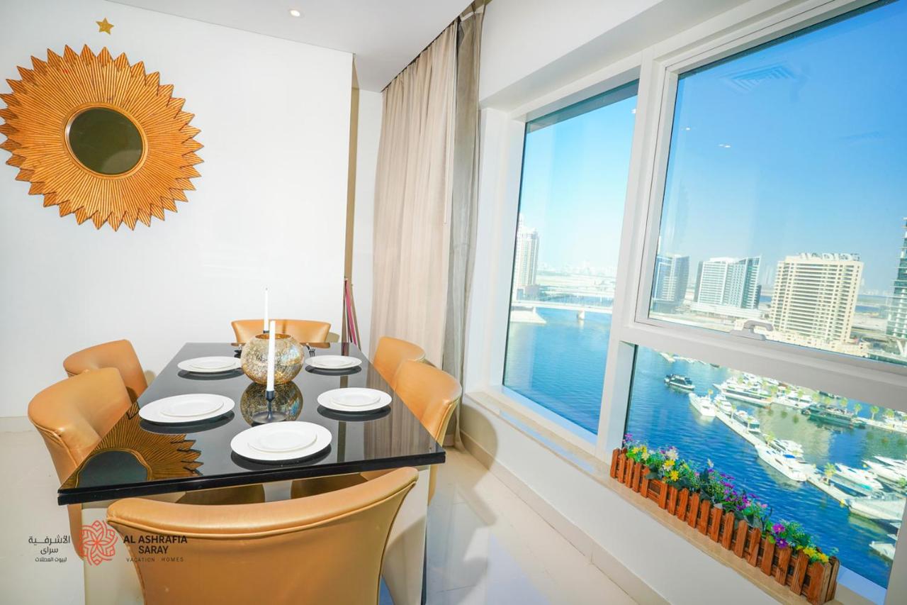 Modern Spacious 2BR Canal View -Business Bay - 4