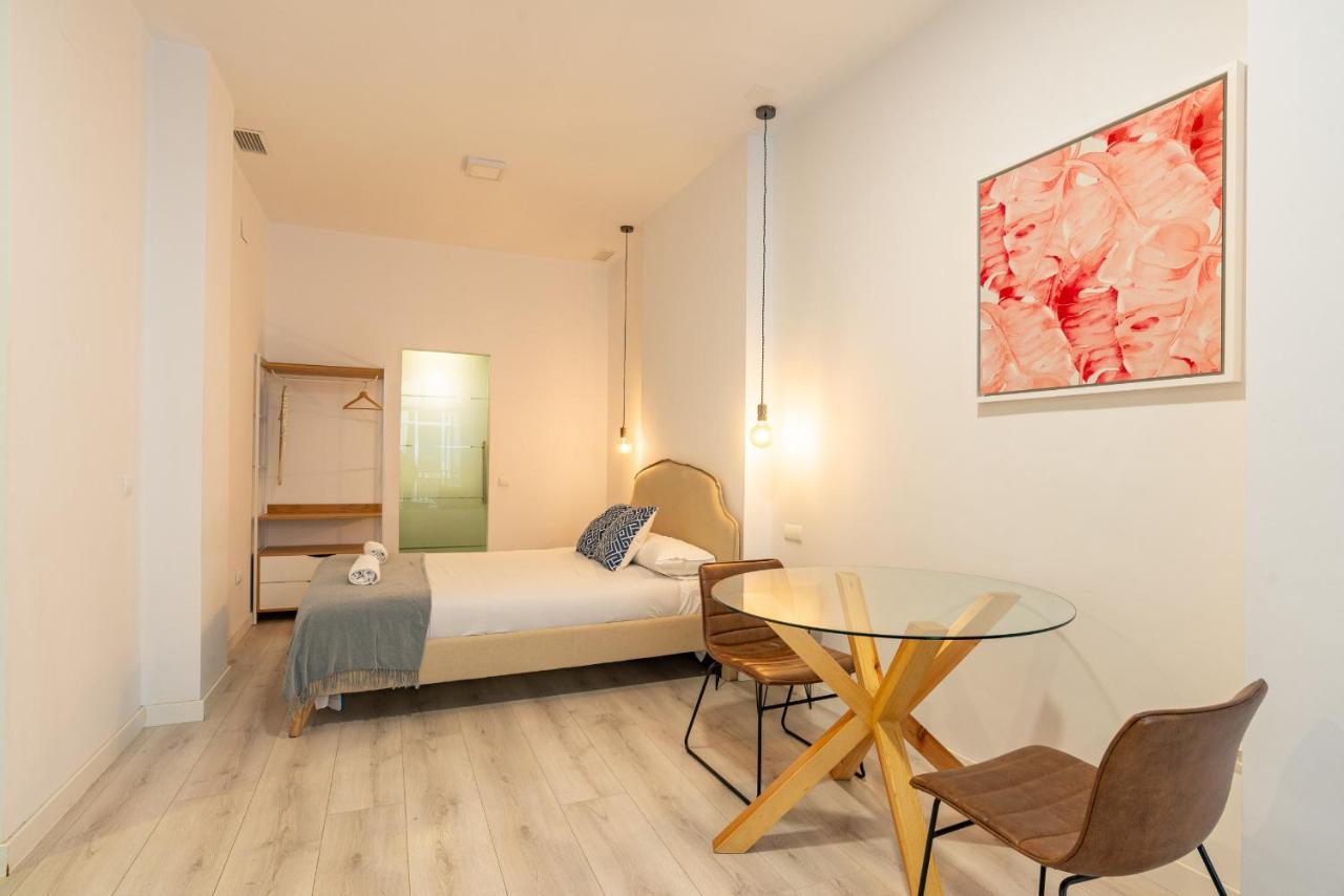 Urbe10 Plaza de la Constucion Premium Loft - 2