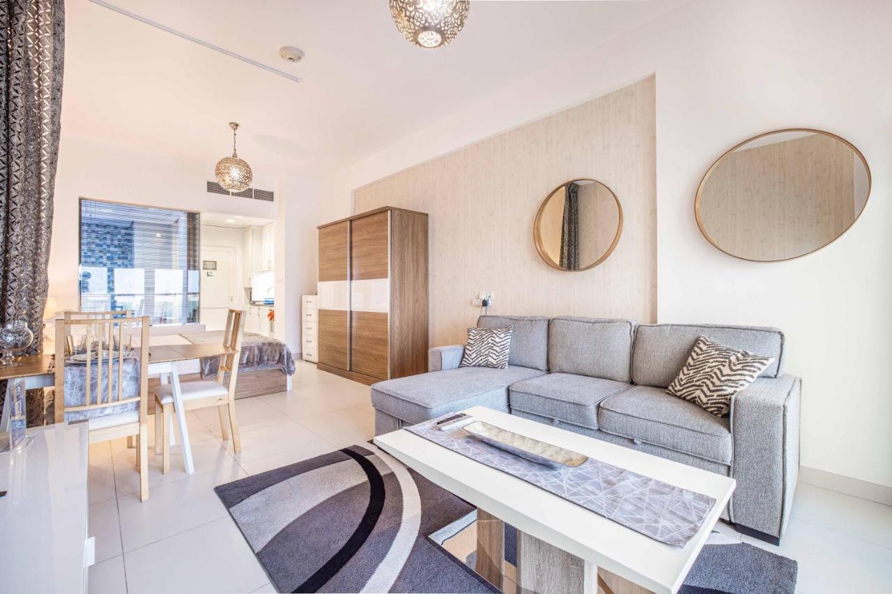 Deluxe Studio in Palm Views East at Palm Jumeirah by PK Holidays - 5