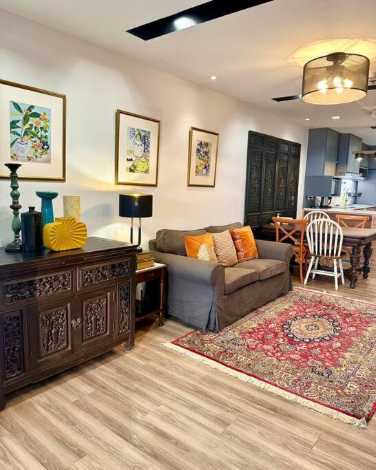 Central Bangkok, 5 stars river view & characteristic decor - 4