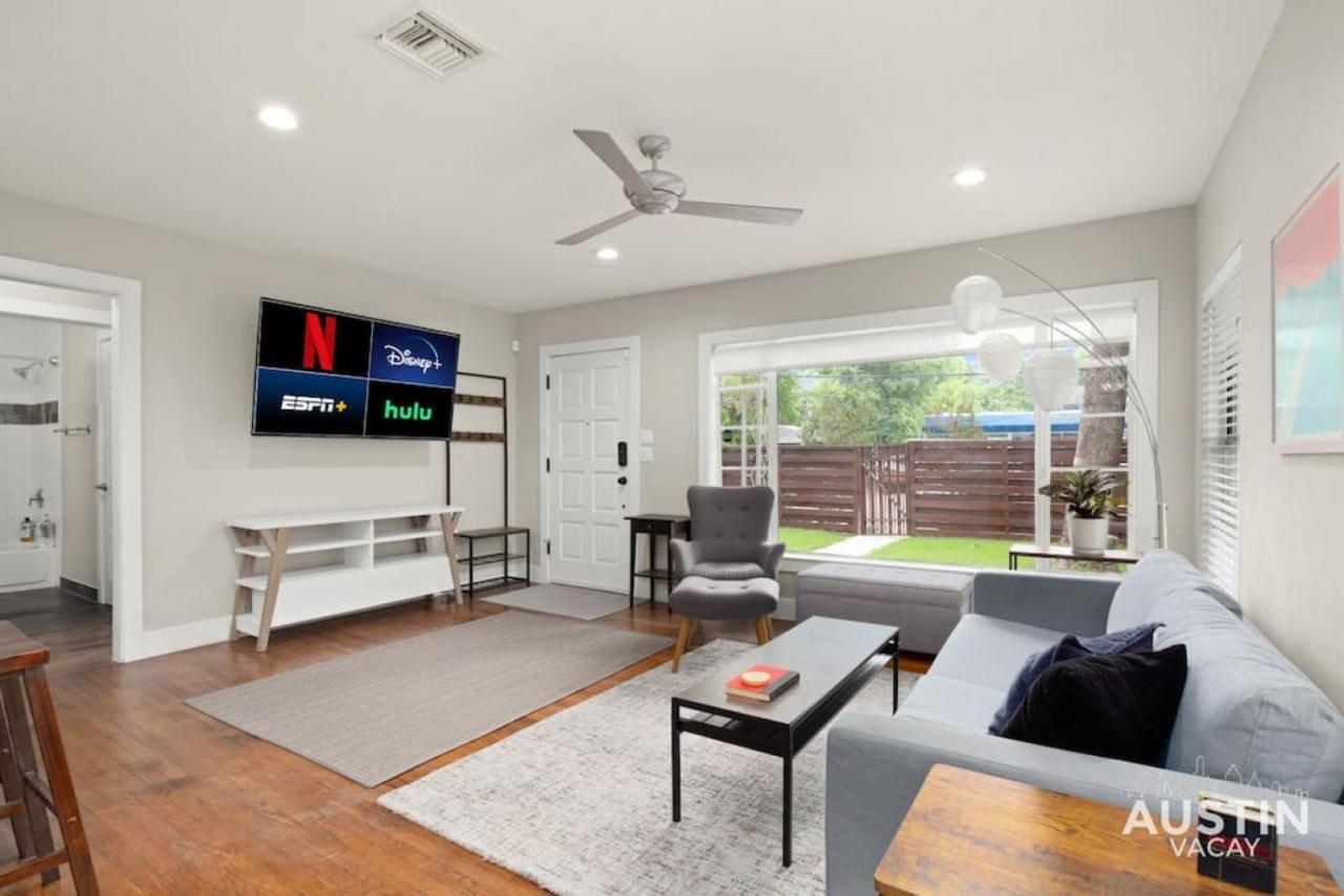 Gorgeous Home in Heart of Zilker with Full Kitchen - 4