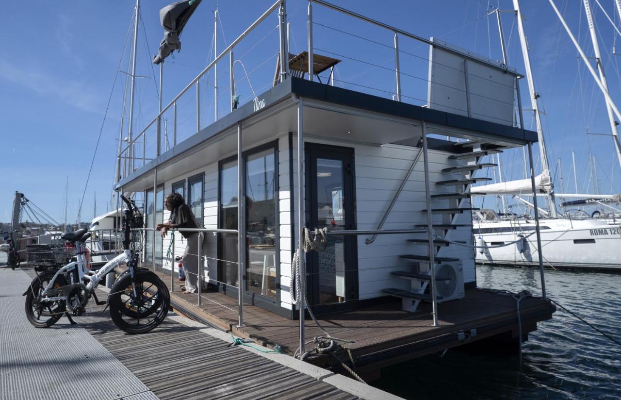 ALMALO Floating House - Casa Galleggiante photo