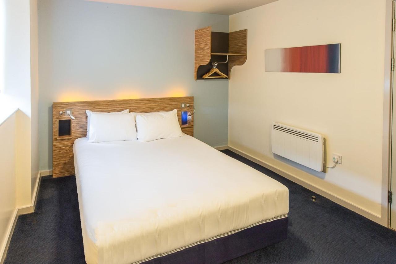 Redwings Lodge Wolverhampton Central - Laterooms