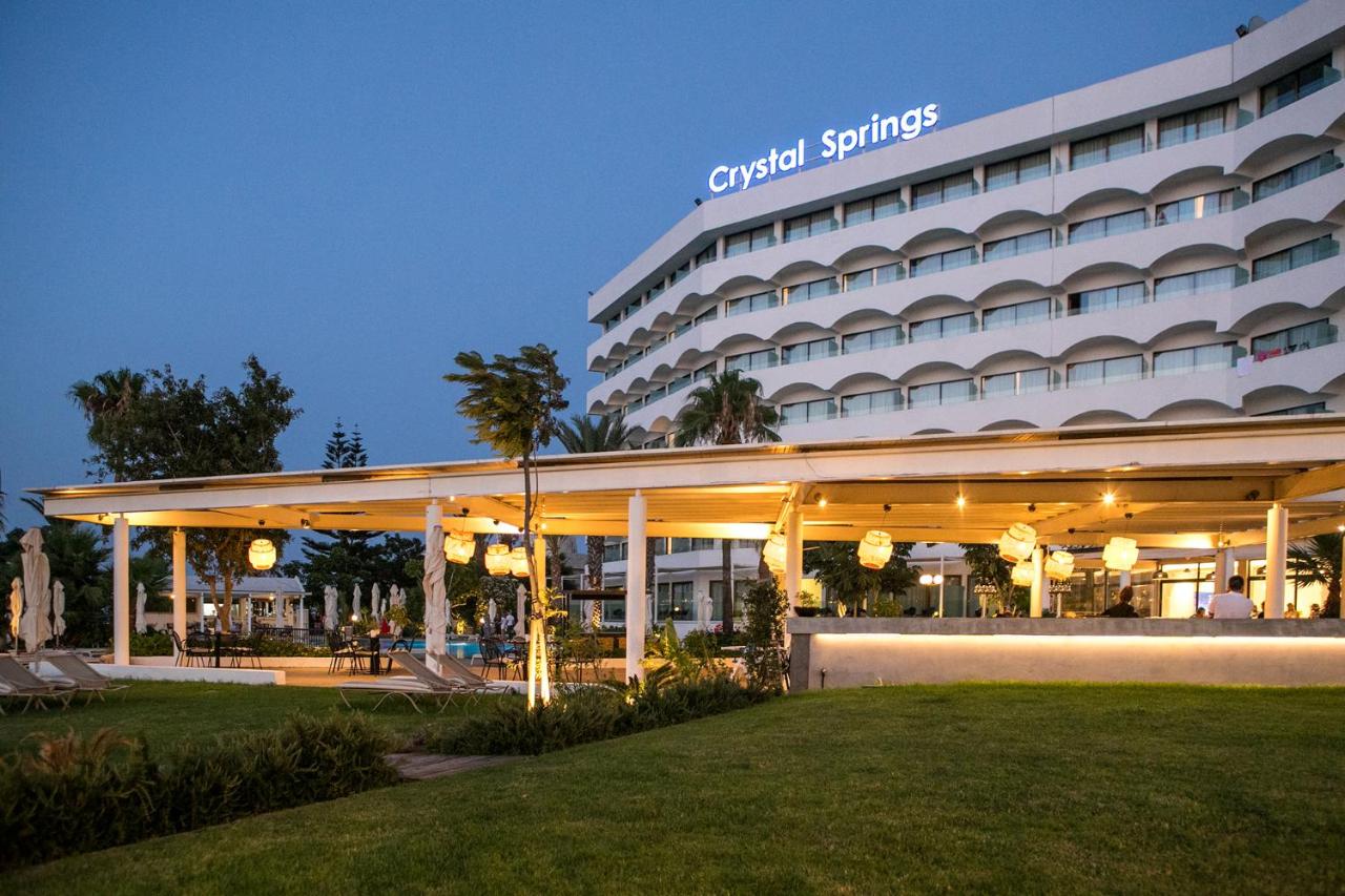Crystal Springs Beach Hotel photo
