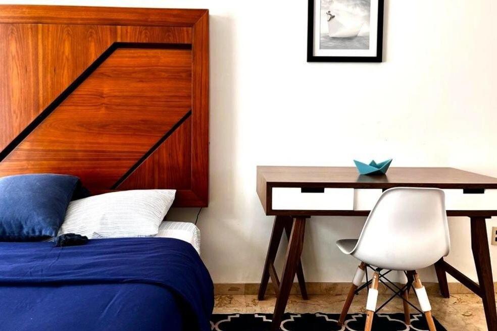 Condesa Residence Amsterdam G Elegant 1BR, 1BA Apartment Nestled on Amsterdam Avenue