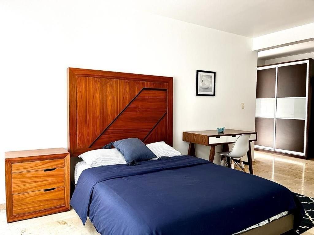 Condesa Residence Amsterdam G Elegant 1BR, 1BA Apartment Nestled on Amsterdam Avenue - 2