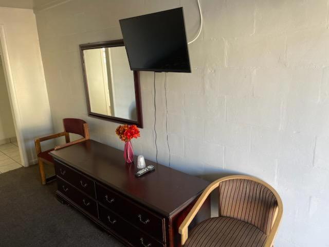 Bradley Motel — photo 2